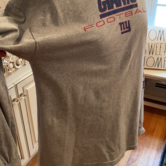 NWOT NFL NY GIANTS LONG SLEEVE LOGO TEE SHIRT Reduced w $4.99 Reduced Ship👏🏻❤️ - Picture 7 of 10